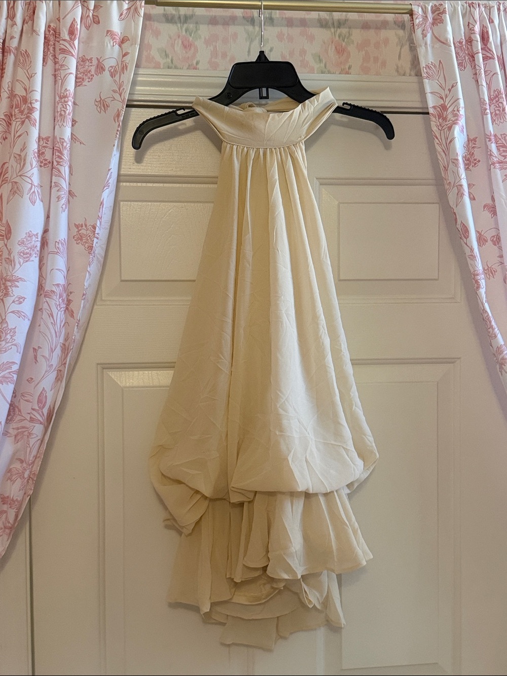NWT Verdusa Cream Halter Ruffled Drop Waist Dress